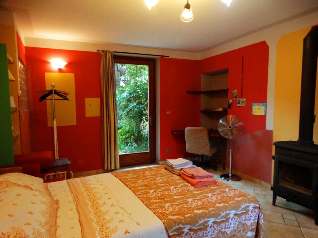 Agriturismo Casa De Colores Moretta 外观 照片