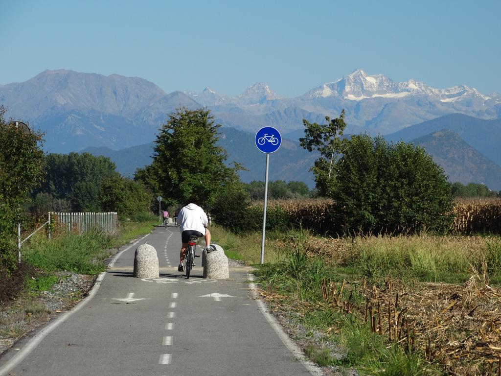 Agriturismo Casa De Colores Moretta 外观 照片